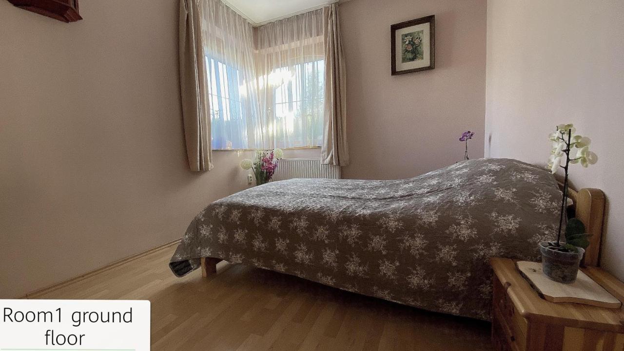 הוילה Balatonszárszó House4U מראה חיצוני תמונה