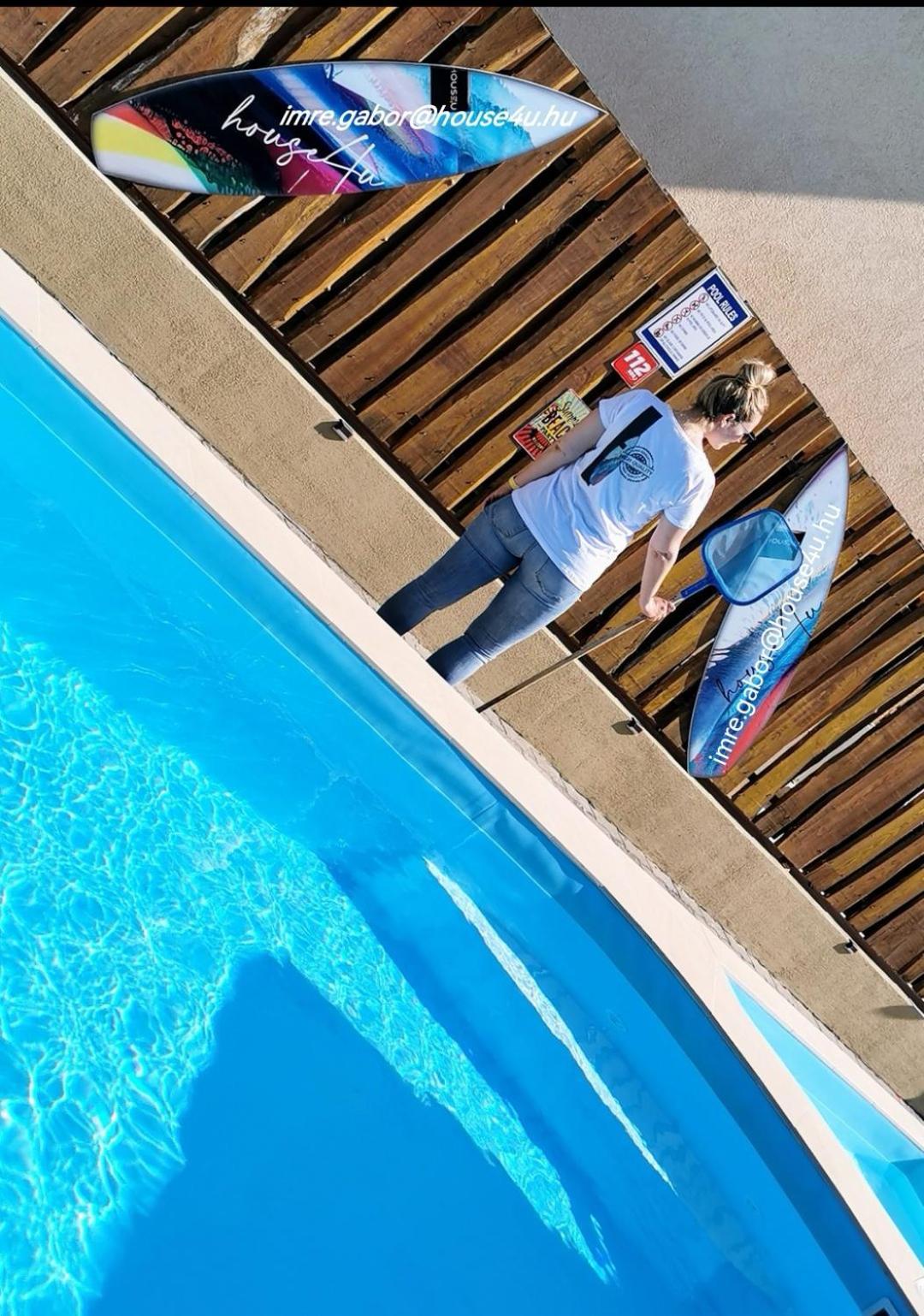 הוילה Balatonszárszó House4U מראה חיצוני תמונה